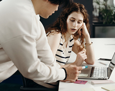 运动员经纪服务